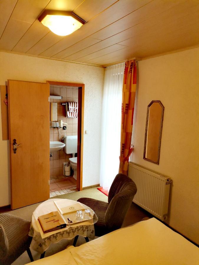 Pension Milberg Assmannshausen Rüdesheim am Rhein Buitenkant foto