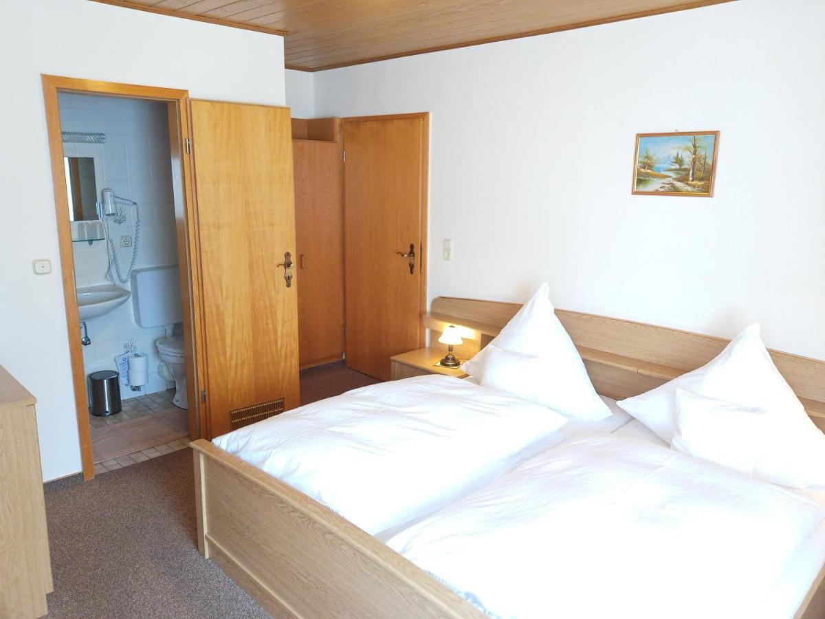 Pension Milberg Assmannshausen Rüdesheim am Rhein Buitenkant foto