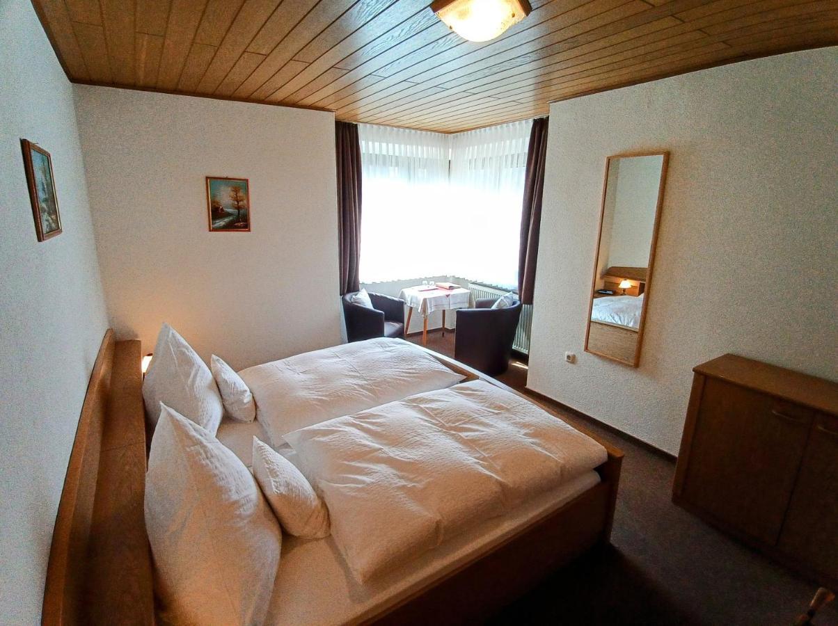 Pension Milberg Assmannshausen Rüdesheim am Rhein Buitenkant foto