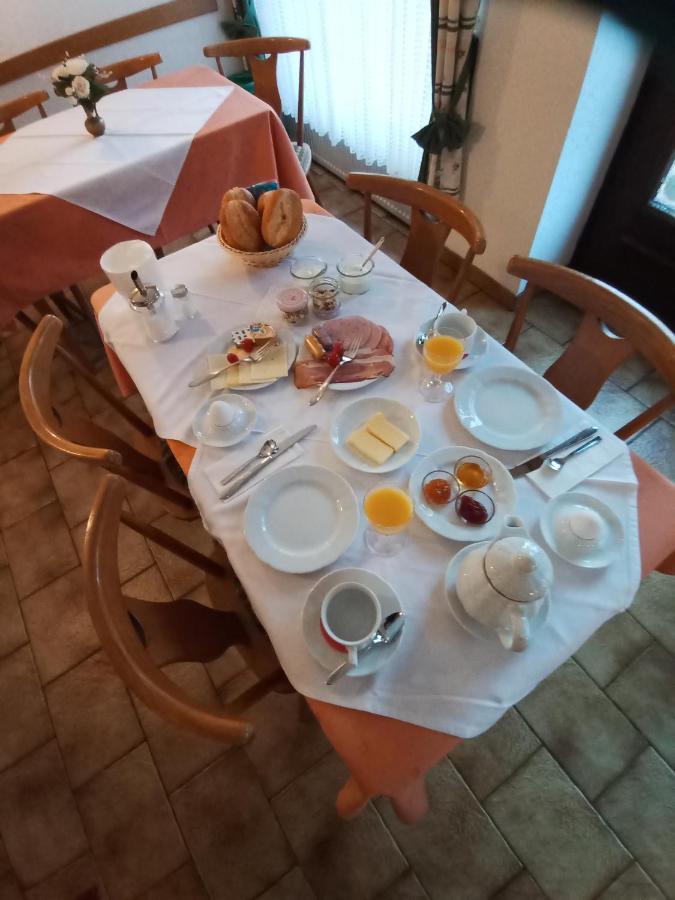 Pension Milberg Assmannshausen Rüdesheim am Rhein Buitenkant foto