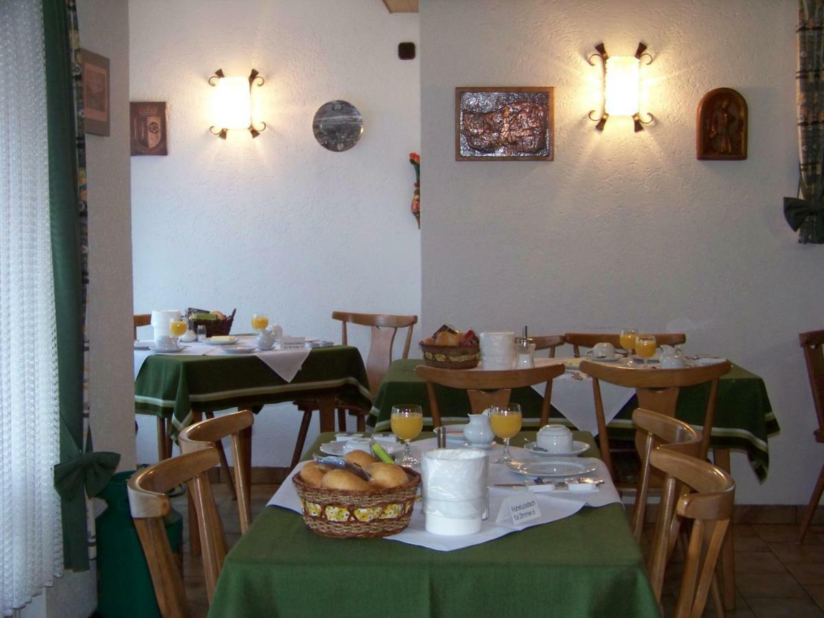 Pension Milberg Assmannshausen Rüdesheim am Rhein Buitenkant foto