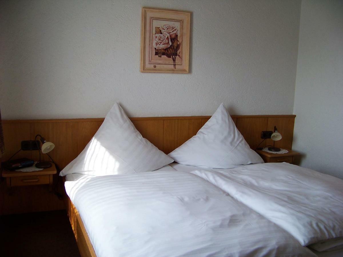 Pension Milberg Assmannshausen Rüdesheim am Rhein Buitenkant foto
